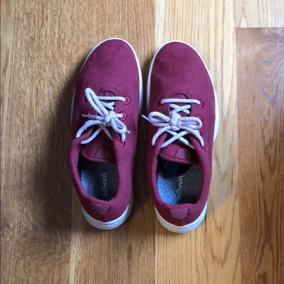 maroon allbirds